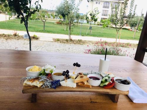 Еда / где поесть недалеко от отеля