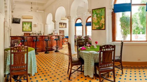 A restaurant or other place to eat at Neemrana's - Baradari Palace