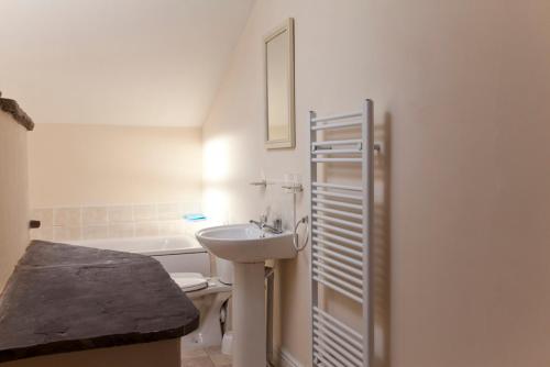 Merlin Cottages tesisinde bir banyo