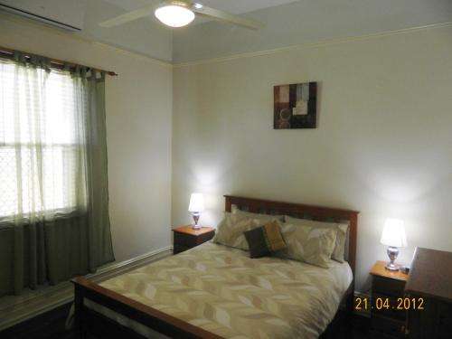 Ένα ή περισσότερα κρεβάτια σε δωμάτιο στο Champion Bay Apartments