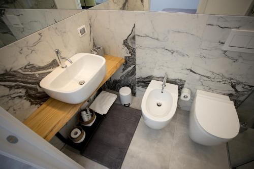 A bathroom at Casa Elisa Dimora Urbana