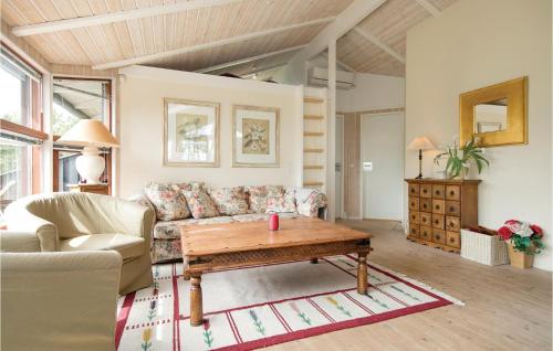 Posezení v ubytování Holiday Home Alkevej Ålbæk Iv