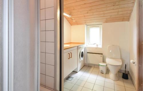 Gallery image of Nice Home In Roslev With 3 Bedrooms, Sauna And Wifi in Sæby