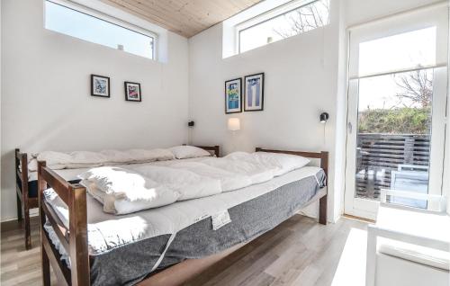 エーベルトフトにあるAwesome Home In Ebeltoft With 3 Bedrooms, Sauna And Wifiのギャラリーの写真