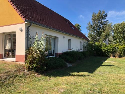 Photo de la galerie de l'établissement L'Amassoire votre maison de vacances à deux pas de la plage, à Fort-Mahon-Plage