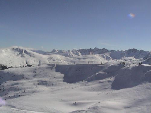  Roc Apartment -  Room  picture :   Shower    TV    Hairdryer                           
