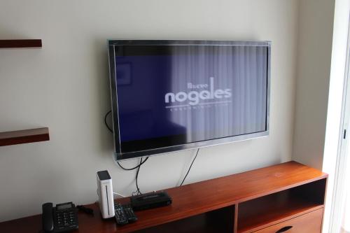 Una televisión o centro de entretenimiento en Apartamentos Temporales en Miraflores
