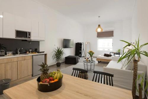 Kuchyňa alebo kuchynka v ubytovaní Aristotelous Square Luxury Studio