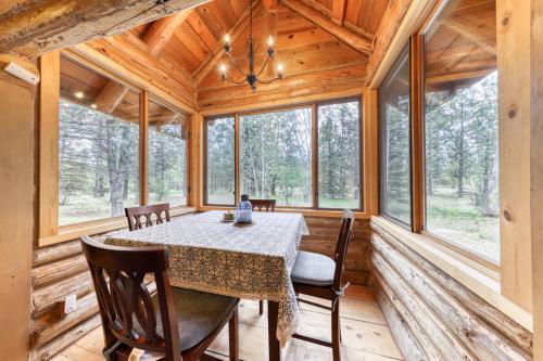 Whittier Cabin – Photos 4