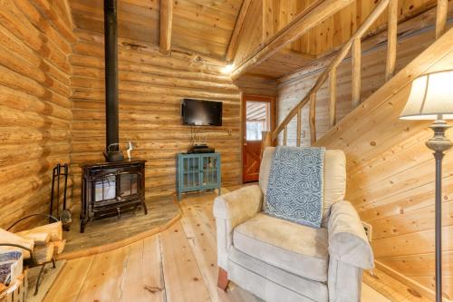 Whittier Cabin – Photos 5