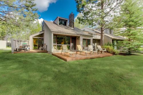 Meadow House 76 | Discover Sunriver – Photos 3