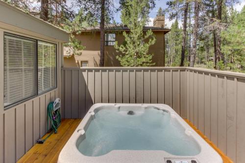 Big Leaf 33 | Discover Sunriver – Photos 2