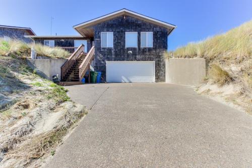 Oleg Potts Beach House – Photos 3
