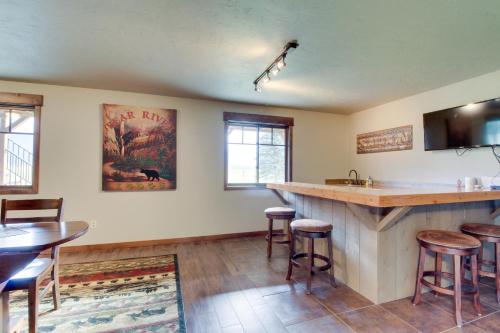 Elk Park Lodge – Photos 5
