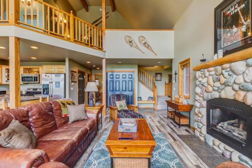 Cedar Lane Golf Course Home – Photos 4