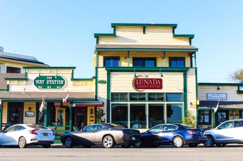 Gallery image of Seaside Strolls in Cayucos