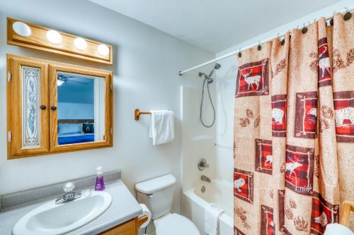Un baño de Aspen Glen 80