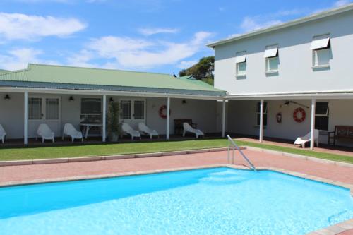 Πισίνα στο ή κοντά στο Nguni River Apartment