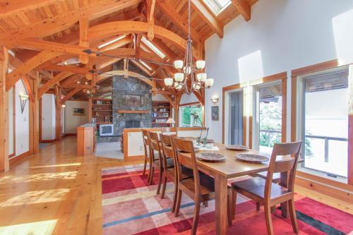 Bottle Bay Lakefront Lodge – Photos 3