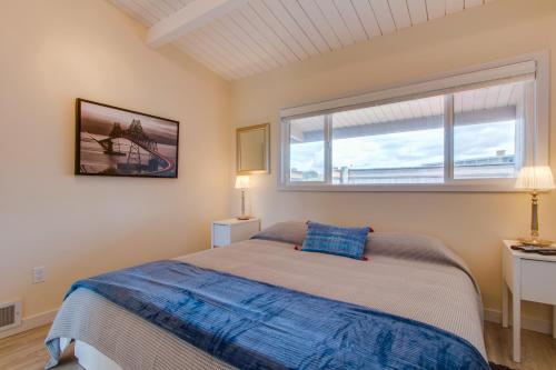 Легло или легла в стая в Surfside Suite On The Sea, Too