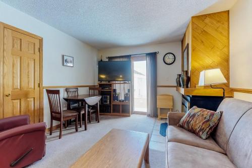 Snowdance Condo A101 – Photos 2