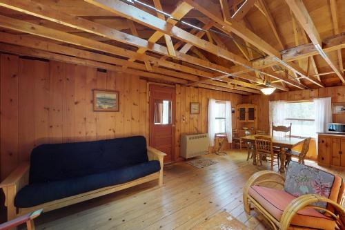 Moosehead Memories + Sandbar Cabin – Photos 4