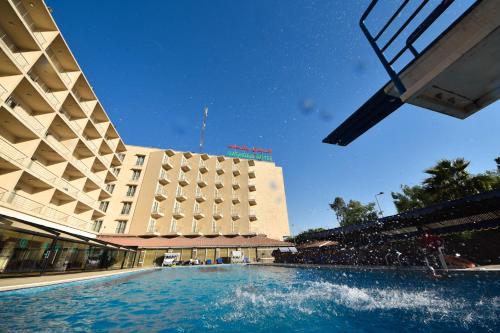 Bazén v ubytování فندق بغداد Baghdad International Hotel nebo v jeho okolí