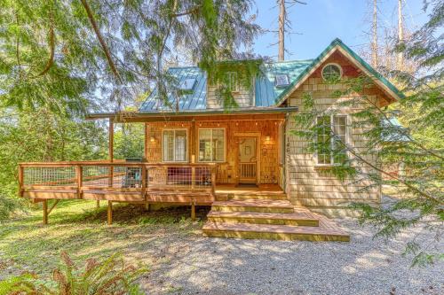 Φωτογραφία από το άλμπουμ του Camano Writer's Cottage σε Indian Beach