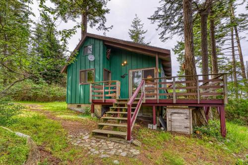 Gallery image of Lohman Lookout in Eastsound