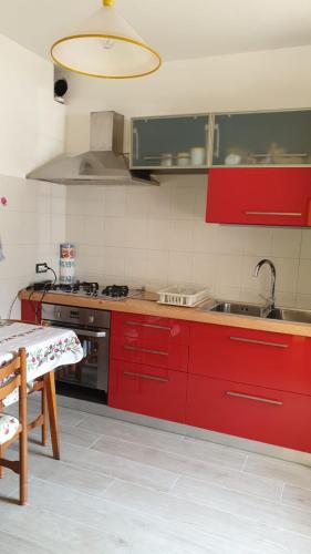 Een keuken of kitchenette bij Appartamento