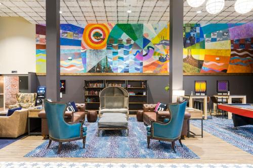HI New Orleans Hostel Image