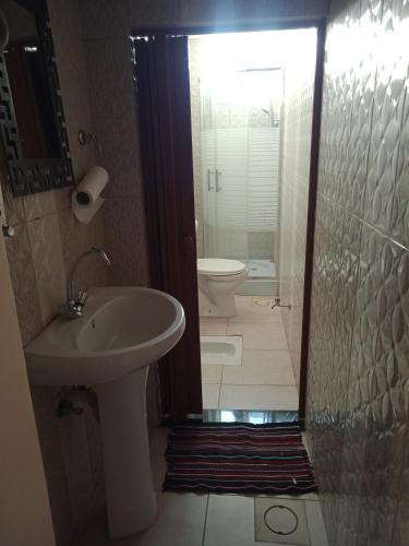 Bany a Wateen Home