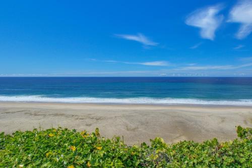 Neptune's Beach – Photos 2