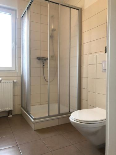 Et badeværelse på Ferienwohnung Sonnenschein