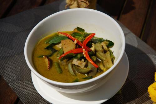 Jídlo v hostelu nebo okolí