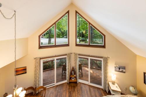 Serenity on Aurora Ct. – Photos 5
