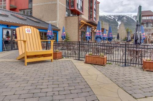 Village Square Suite #631 – Photos 2