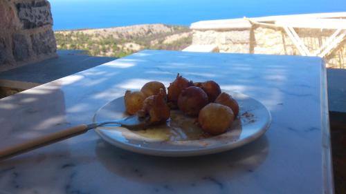Gallery image of To Asteri in Avgonyma