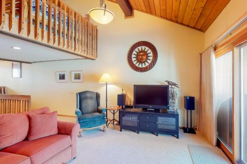Sunburst Sugaree Condo – Photos 5