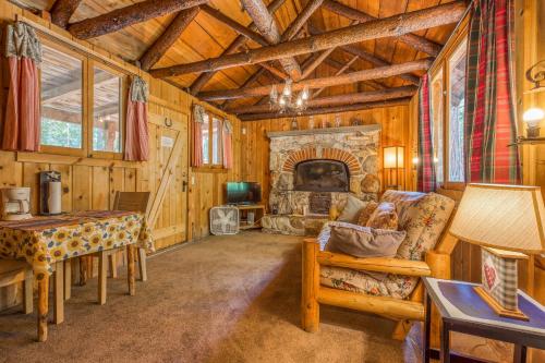 Twin Tree Cottage – Photos 2