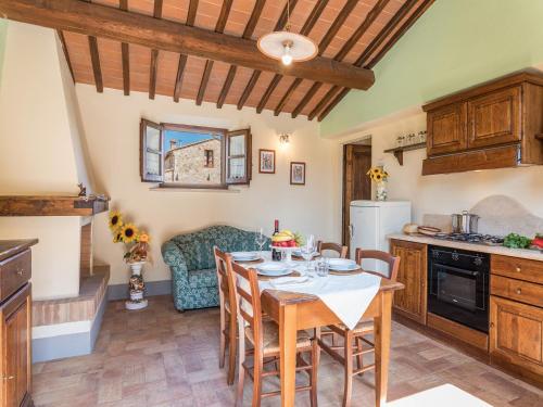 Kuchyň nebo kuchyňský kout v ubytování Agriturismo Baccoleno