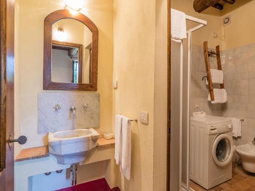 Koupelna v ubytování Agriturismo Baccoleno