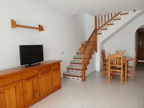 Apartamentos La Cova 3000