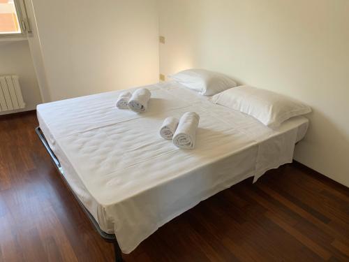 Katil atau katil-katil dalam bilik di whouse luxury universita'