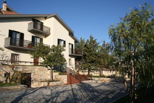 Το κτήριο όπου στεγάζεται  το bed & breakfast