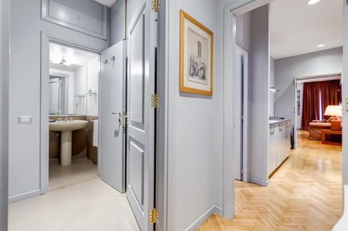 Kúpeľňa v ubytovaní Rome Frattina27