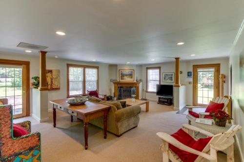 Seventh Street Cottage – Photos 2