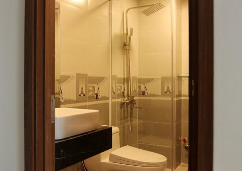 Phòng tắm tại DORADO HOTEL
