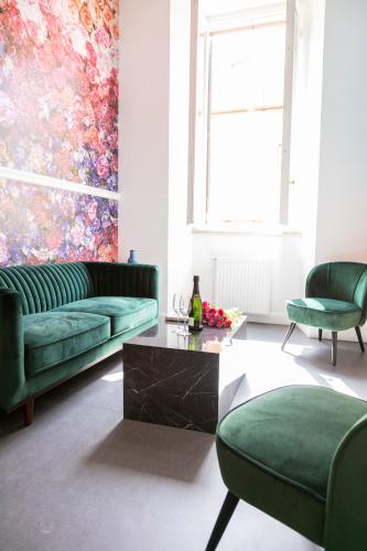 Hadrianus Temple Suites - The Venue Collection