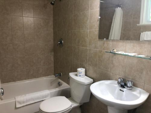 
A bathroom at Century Motel
